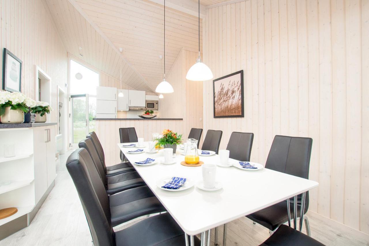 Resort 2 Ferienhaus Typ D 122 โกรสเซนโบรเดอ ภายนอก รูปภาพ